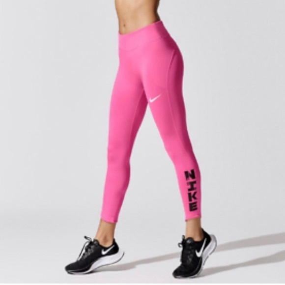 Nike Pants - ✔️NWT✔️ NIKE Icon Clash Neon Pink 7/8 Fast Tights